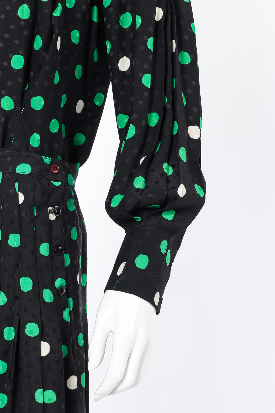 Adolfo polka dot silk blouse and skirt set blouse sleeve detail @recessla