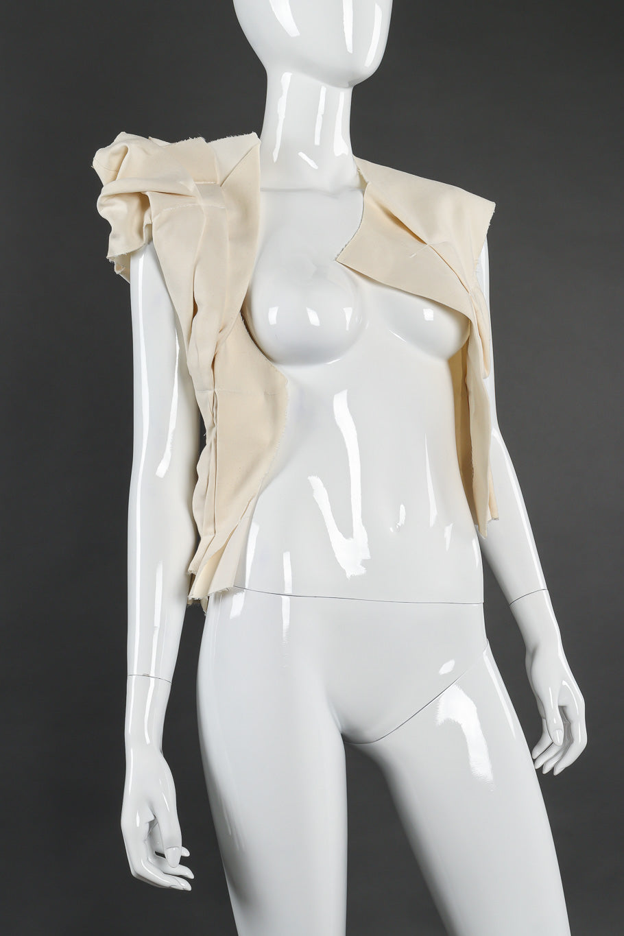 Commes Des Garçons canvas pleated vest on mannequin @recessla