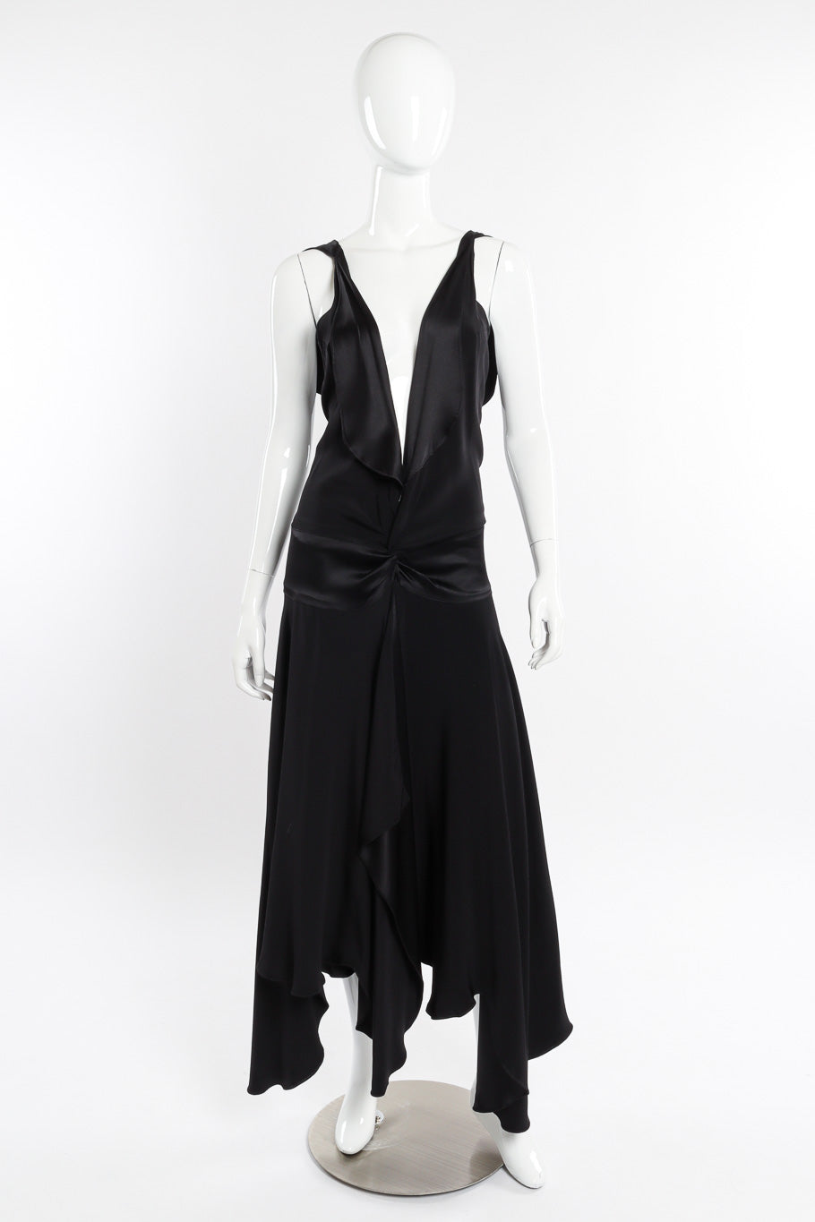 Flutter dress by Eavis & Brown on mannequin @recessla