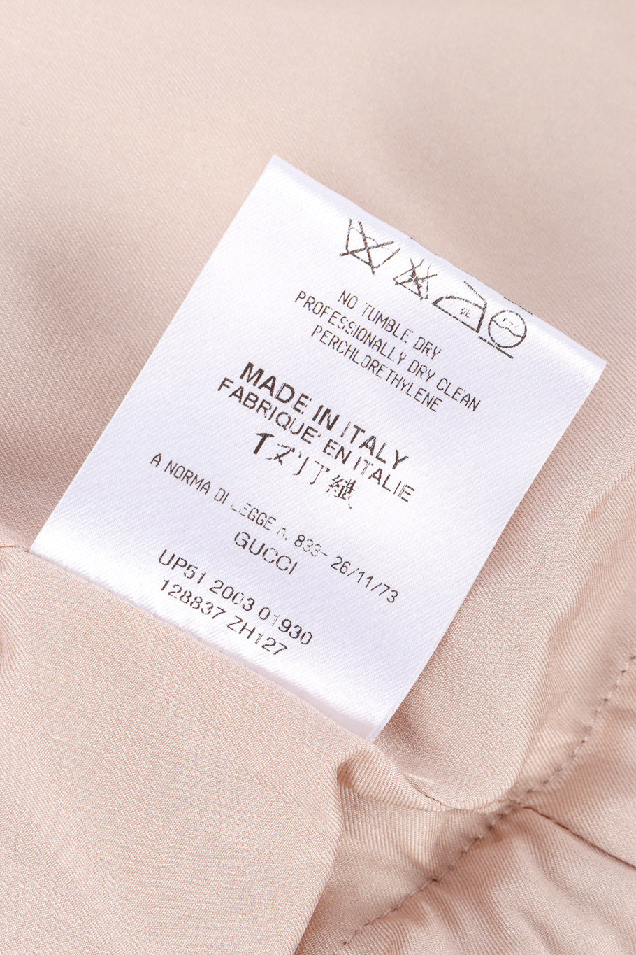 Silk jacket by Gucci fabric tag back @recessla