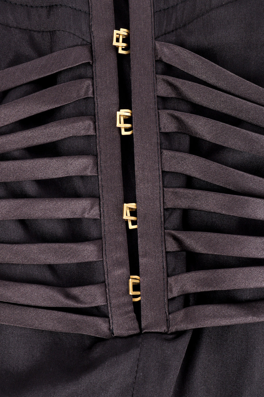 Gucci 2003 F/W Silk Corset Dress front hook clasp closure closeup @Recessla