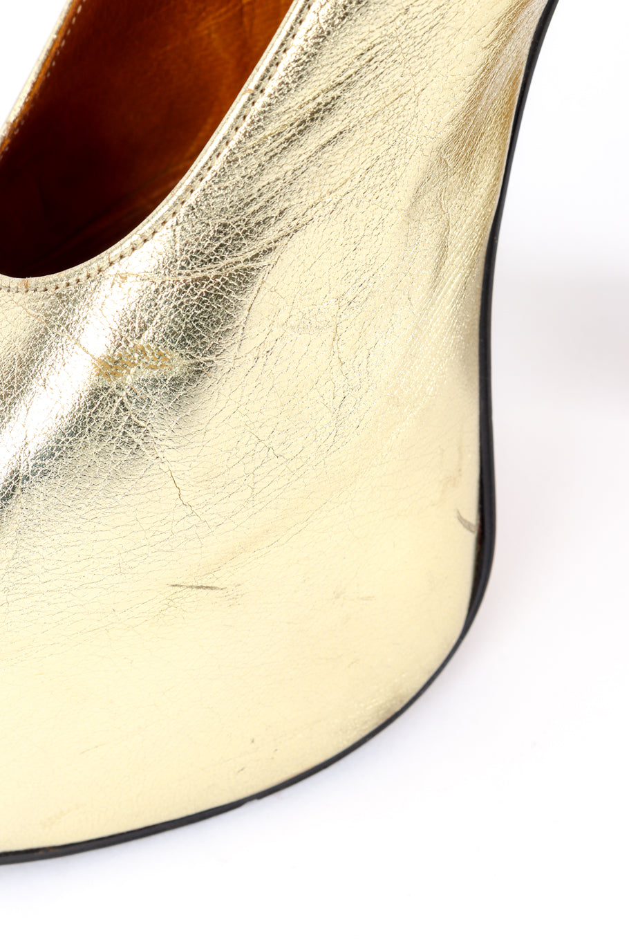 Vintage Vivienne Westwood 1993 F/W Metallic Gold Elevated Court Shoe left shoe outer upper closeup @recessla