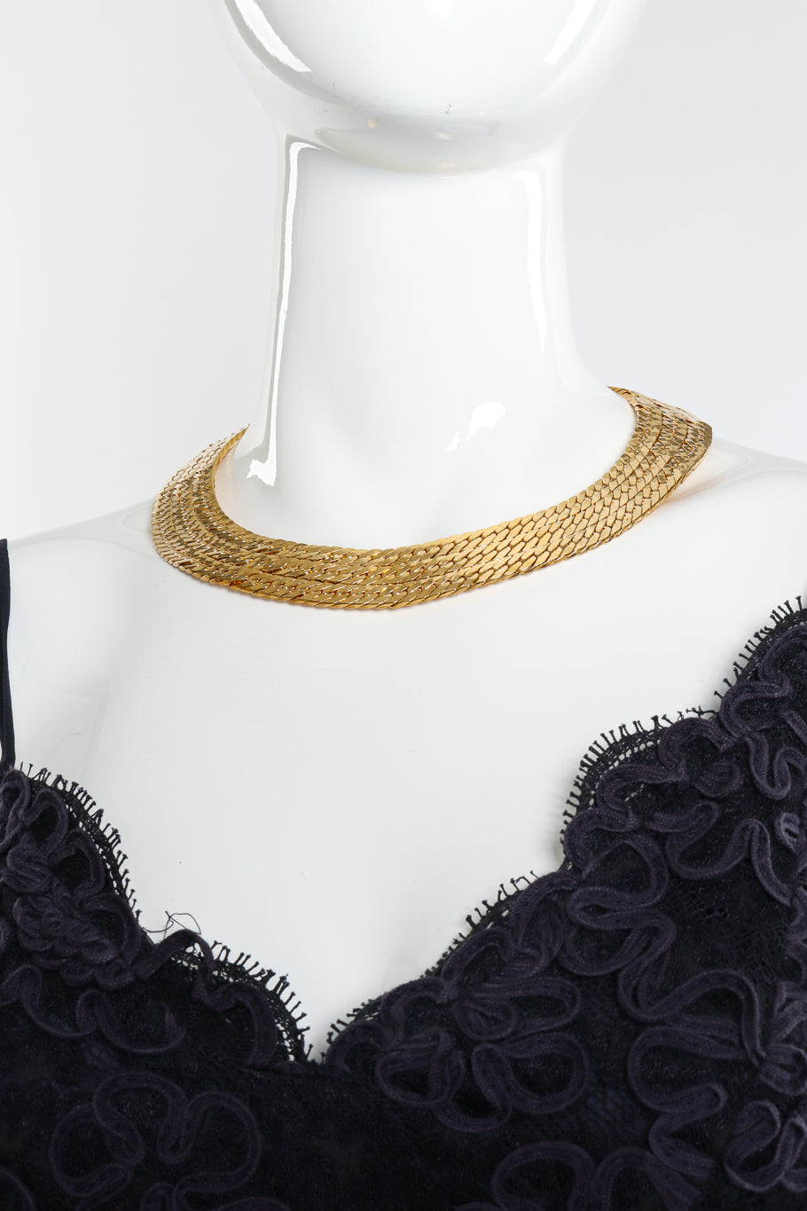 Vintage G Italy Herringbone Chain Collar Necklace on mannequin @recess la