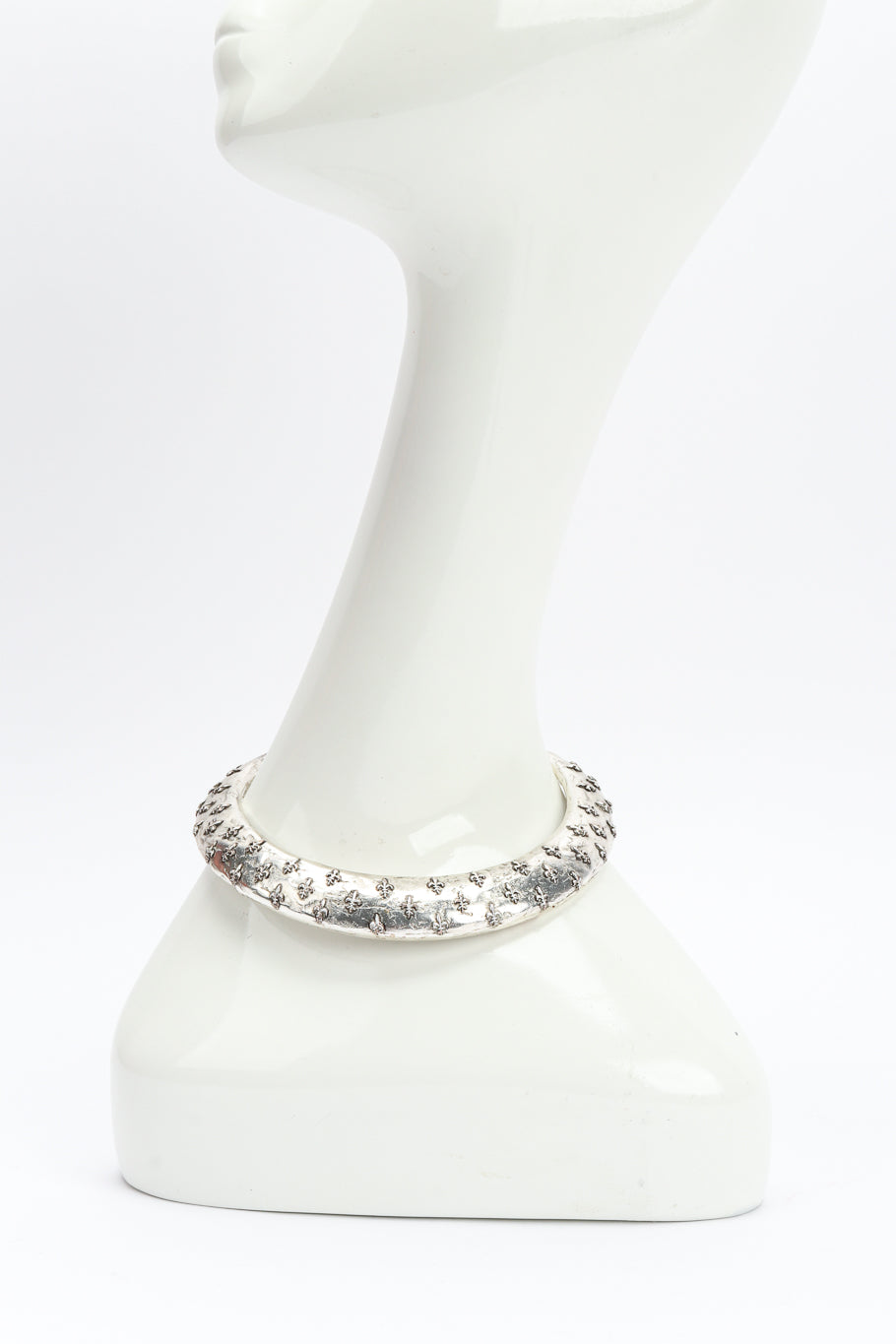 Vintage Goossens Fleur Di Lis Collar Plate Necklace on mannequin @Recessla