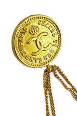 Vintage Chanel Flap Bag Brooch logo detail @recess la