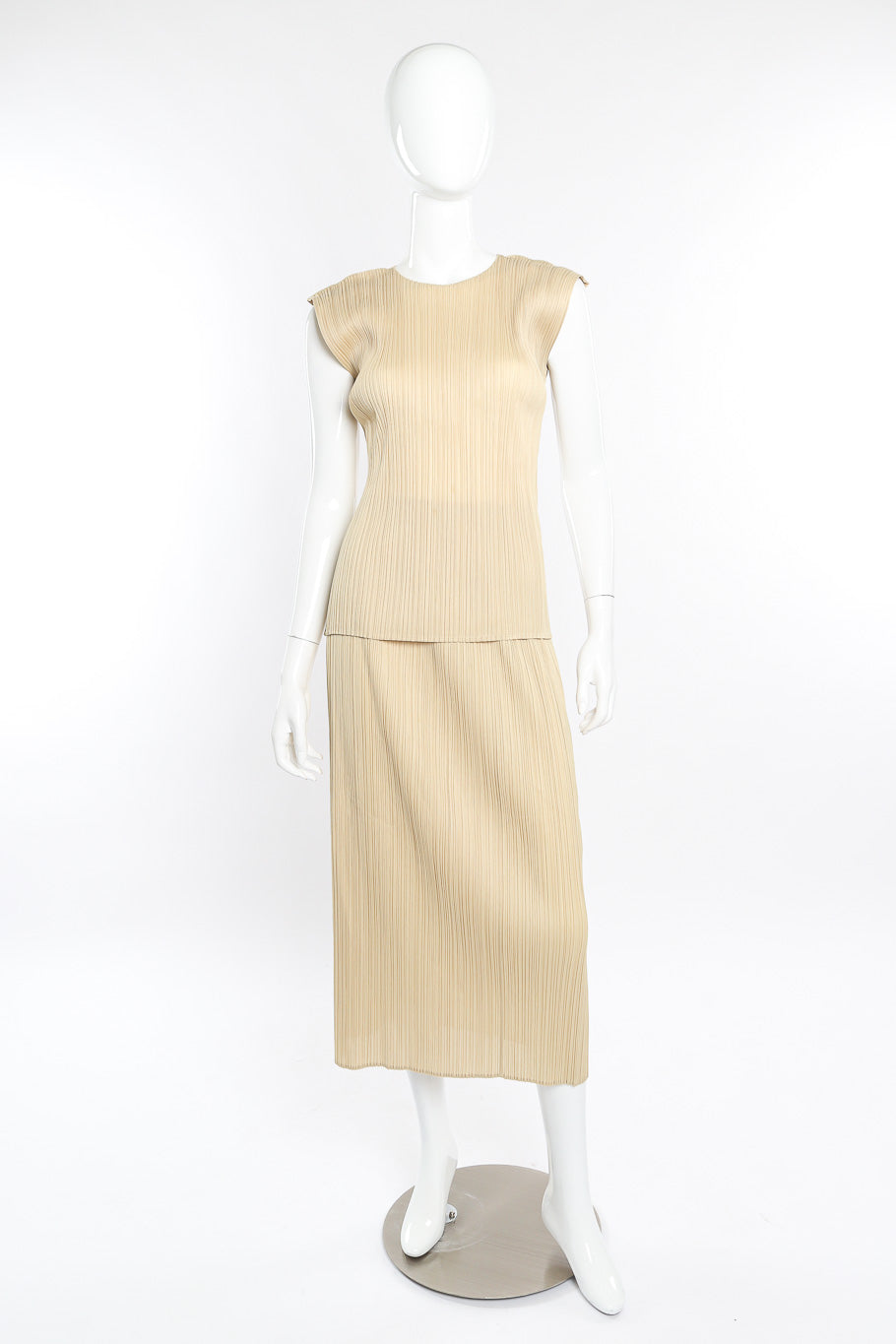 Pleats Please Issey Miyake Pleated Two Piece Set front view on mannequin @Recessla