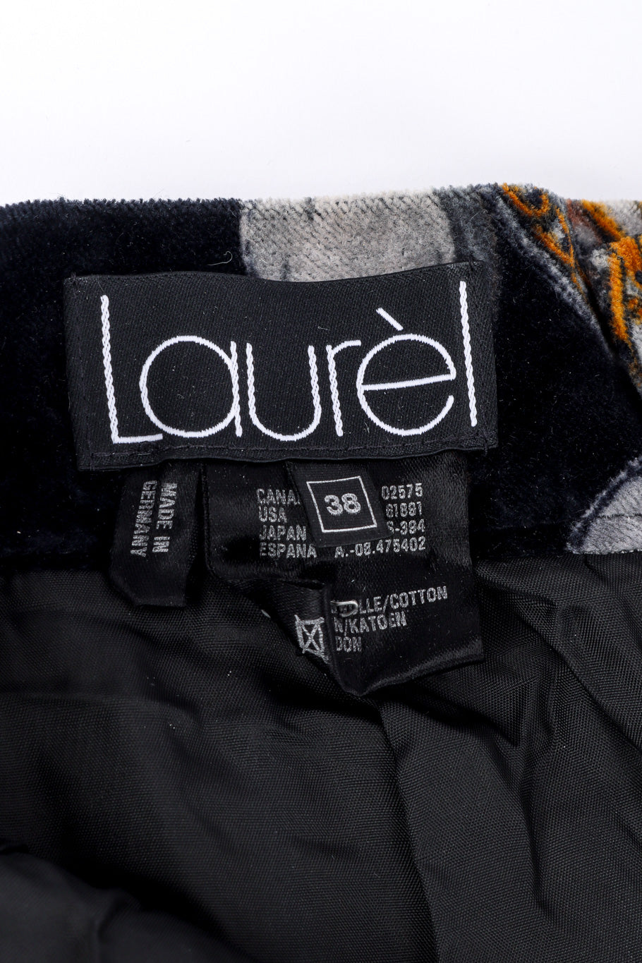 Vintage Laurél Baroque Velvet Pant signature label closeup @recessla