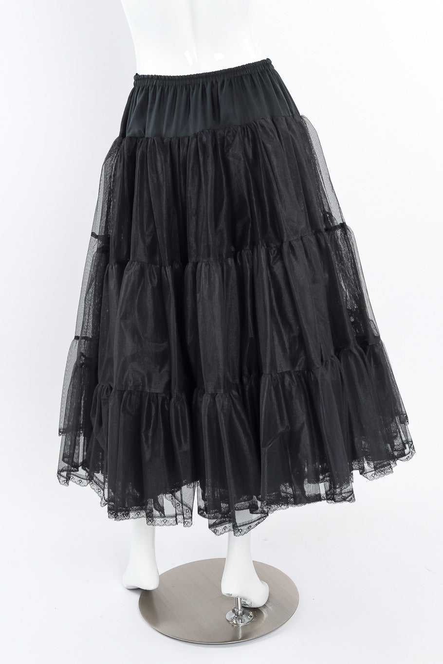 Petticoat skirt by Morgane Le Fay on mannequin back @recessla