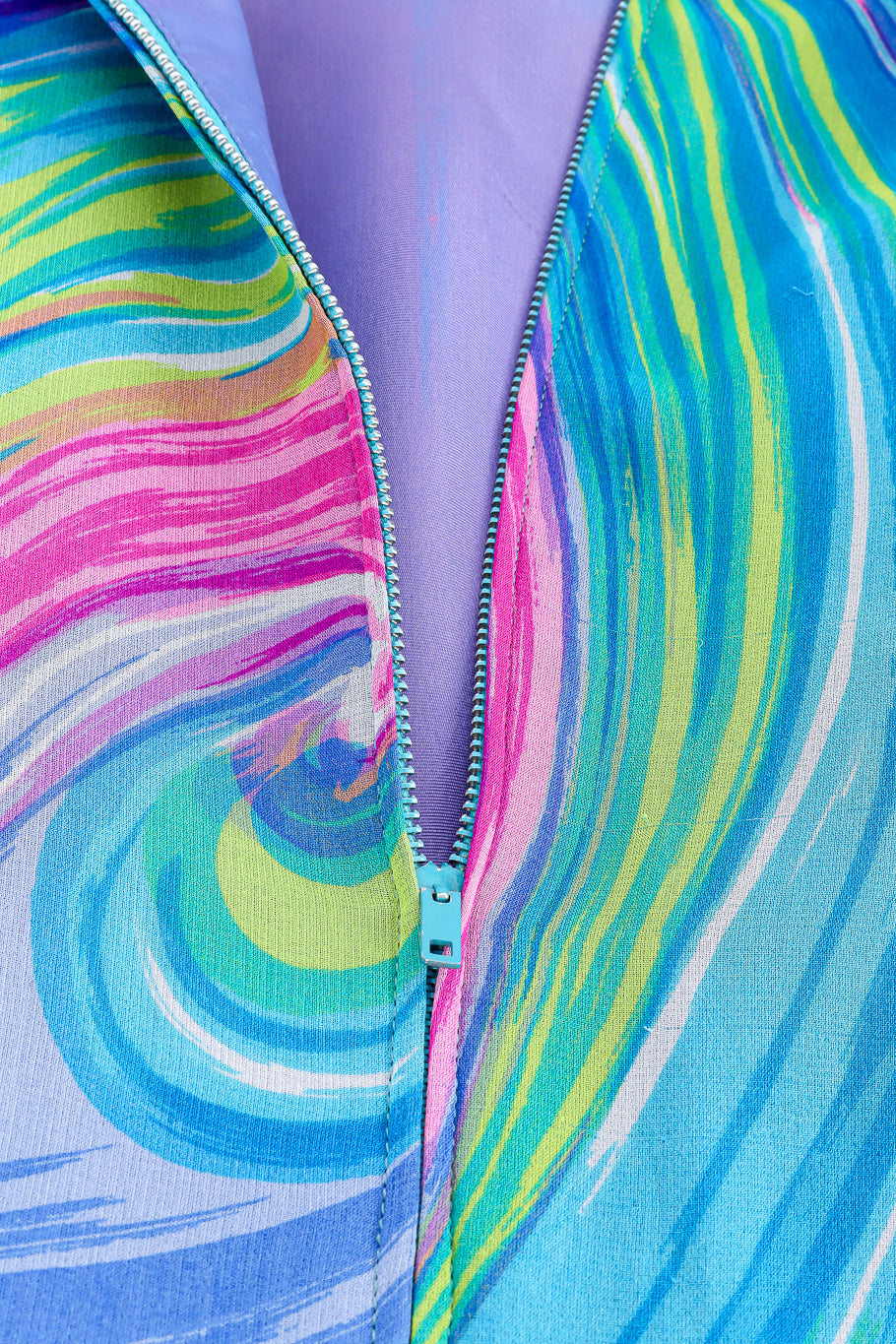 Vintage Mr. Frank Abstract Swirl Silk Dress back zipper closeup @Recessla