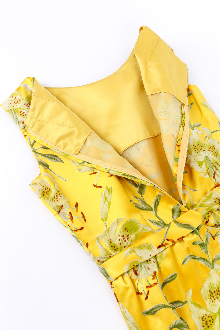 Velvet floral dress by Nat Kaplan flat lay back unzipped @recessla