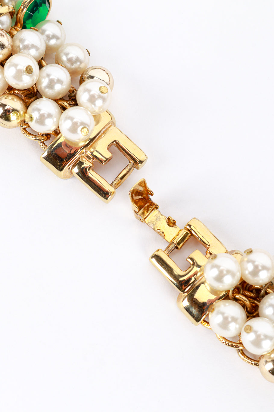 Pearl & Crystal Collar Necklace clasp @RECESS LA