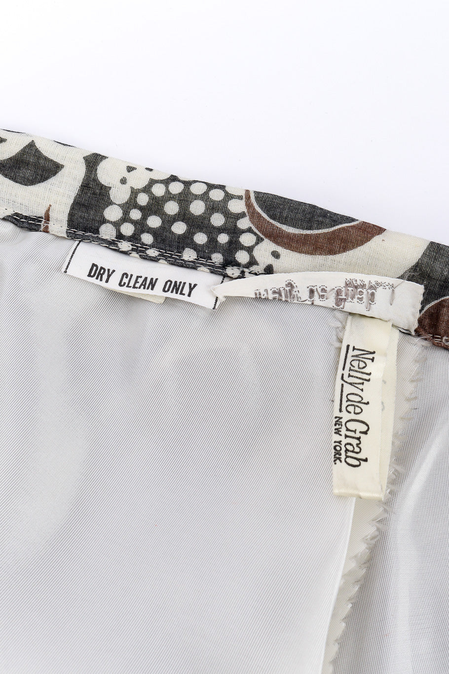 Vintage Nelly de Grab Abstract Dot Print Blouse & Skirt Set skirt label closeup @Recessla