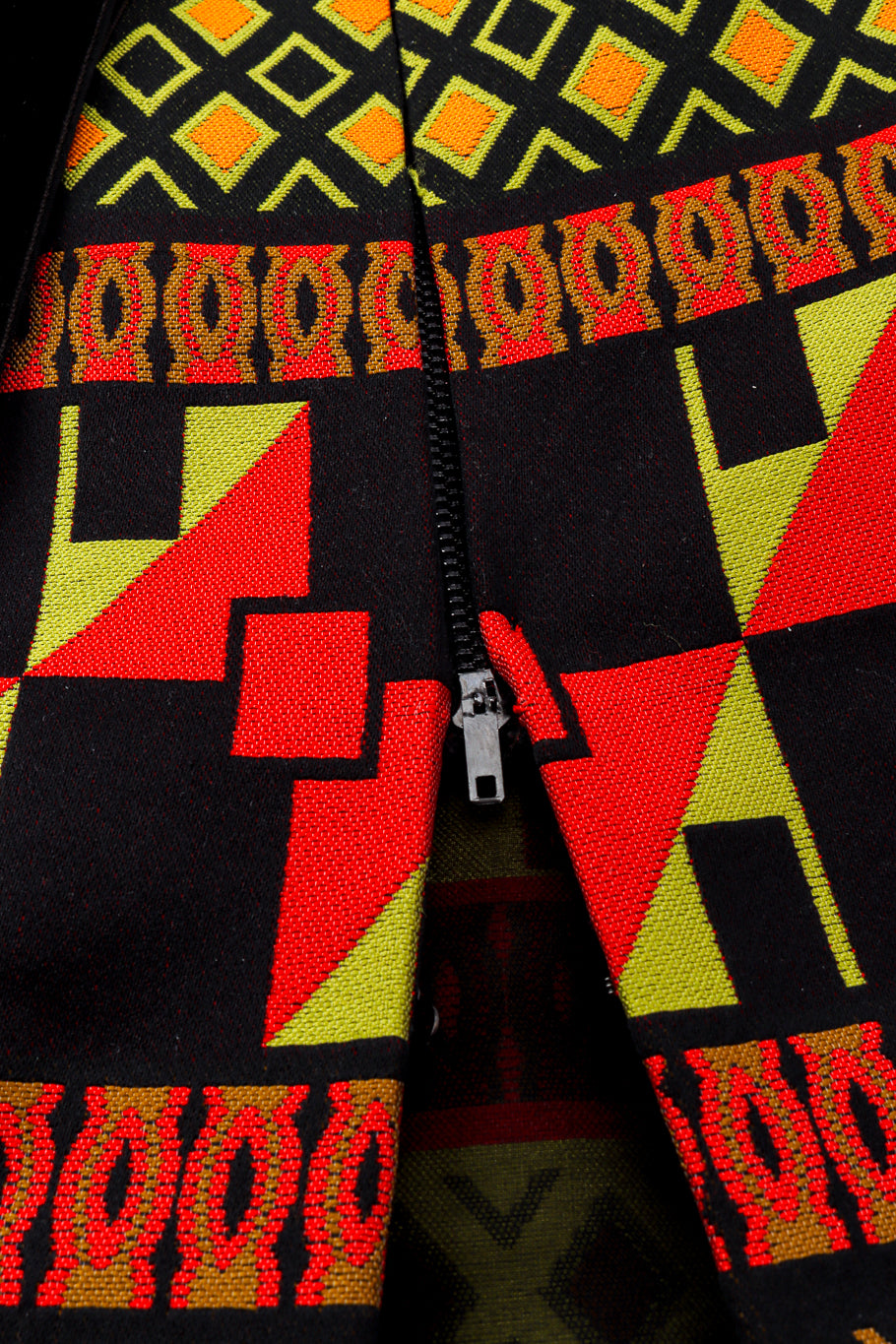 Vintage Mignon Geometric Bolero Jacket & Skirt Set zipper closeup @recessla