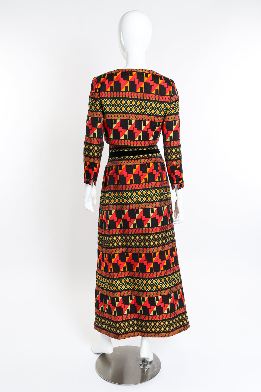 Vintage Mignon Geometric Bolero Jacket & Skirt Set back on mannequin @recessla