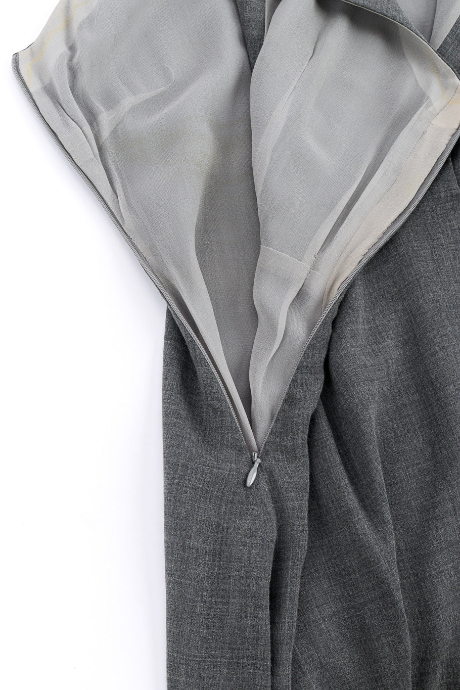 Vintage Richard Tyler Pleated Blazer and Dress Set zipper closure closeup @recessla