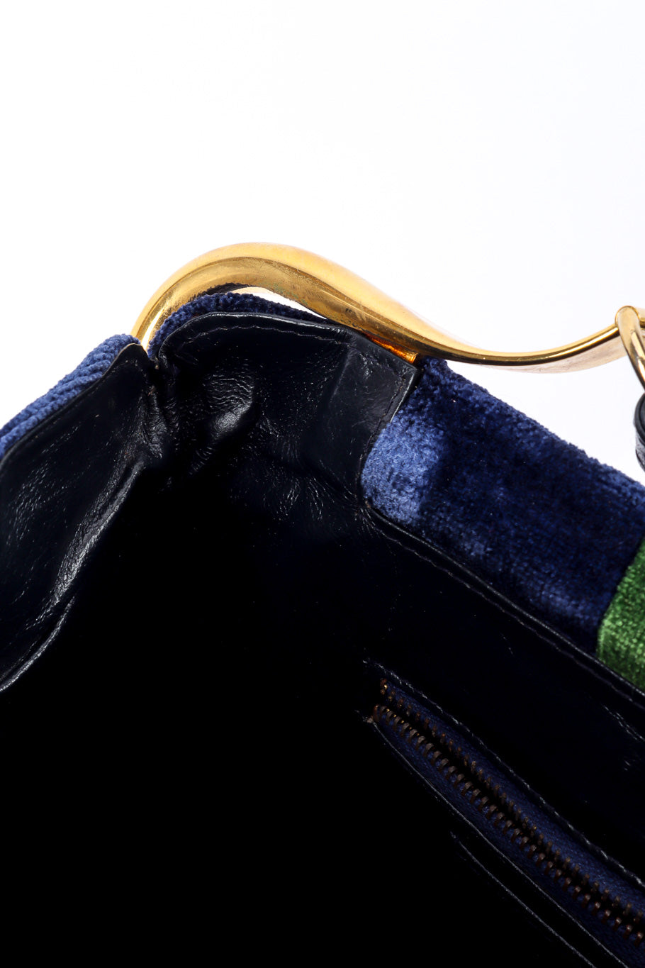 Vintage Roberta Di Camerino Velvet Caravel Stripe Frame Bag scuffing on gold frame @recessla