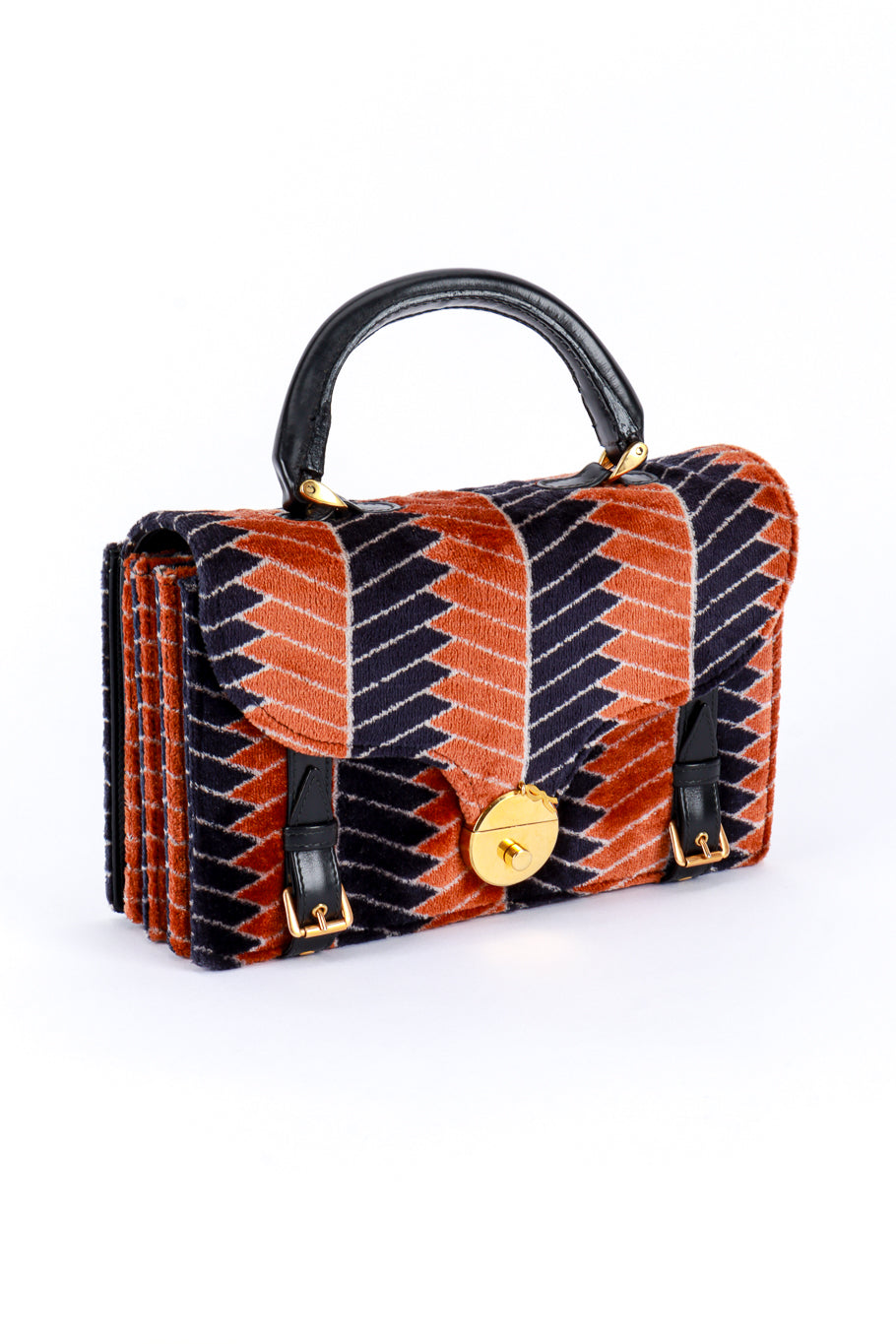 Vintage Roberta Di Camerino Geometric Velvet Accordion Handbag 3/4 front @recess la