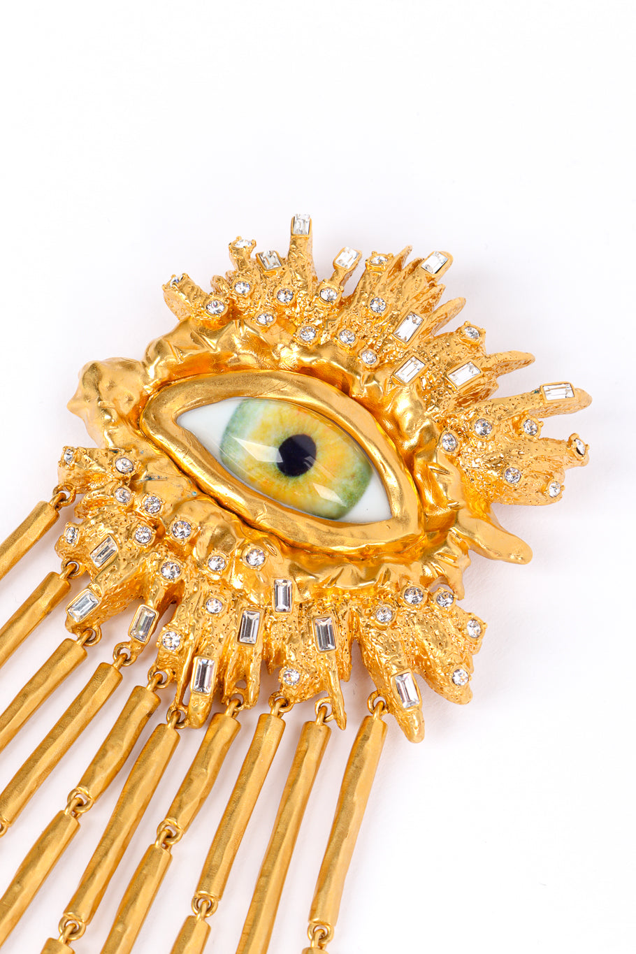 Schiaparelli Surrealist Bursting Eye Brooch eye closeup @recessla