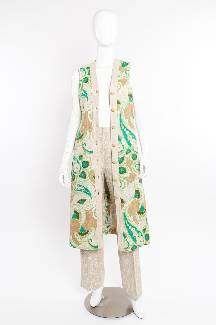 Vest and pants set by Véronique on mannequin vest open @recessla