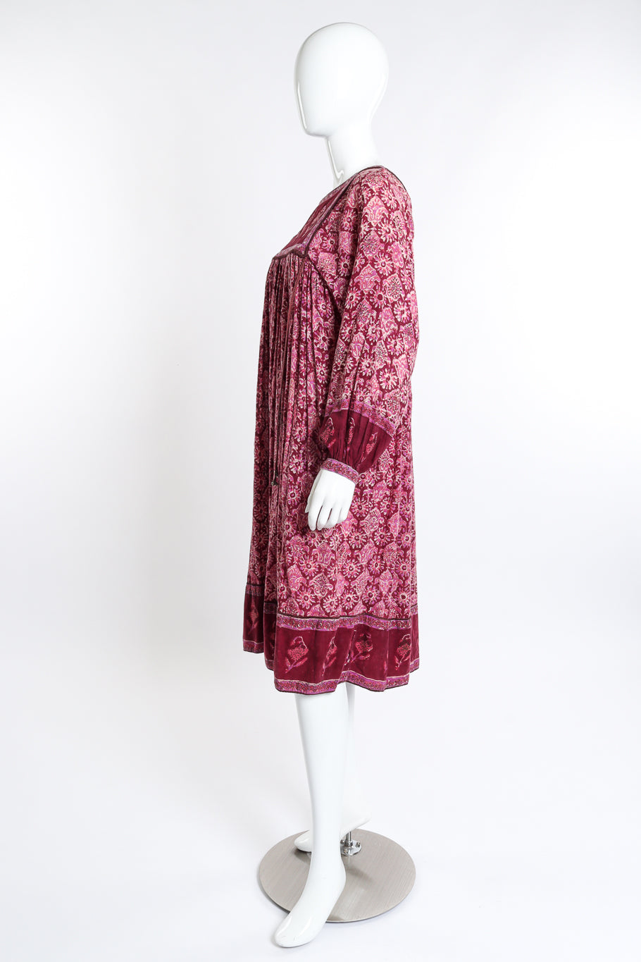 Vintage Fleur Peasant Dress side on mannequin @recess la