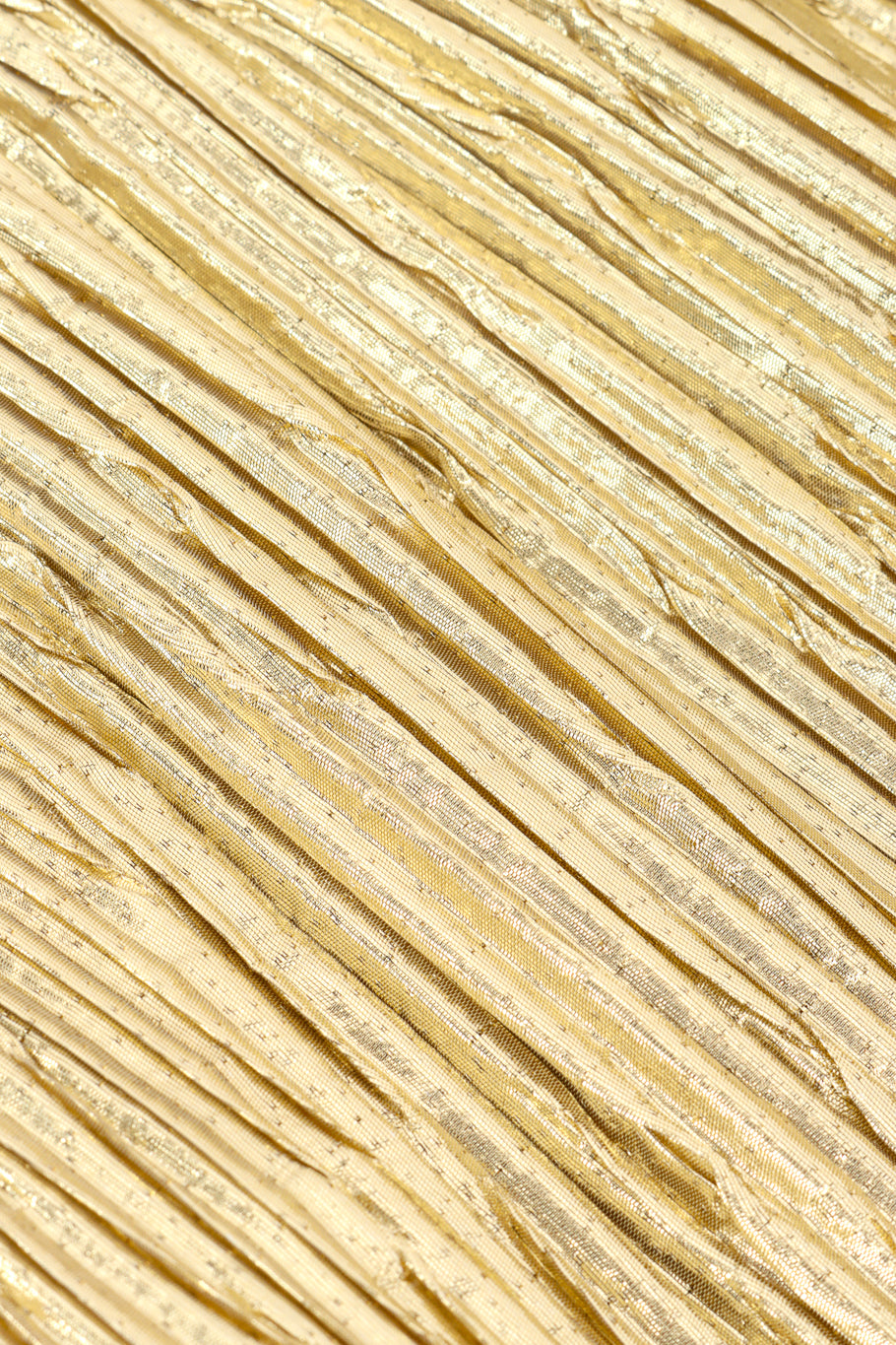 Vintage Whiting & Davis Gold Mesh Box Top II pleated fabric closeup @recessla