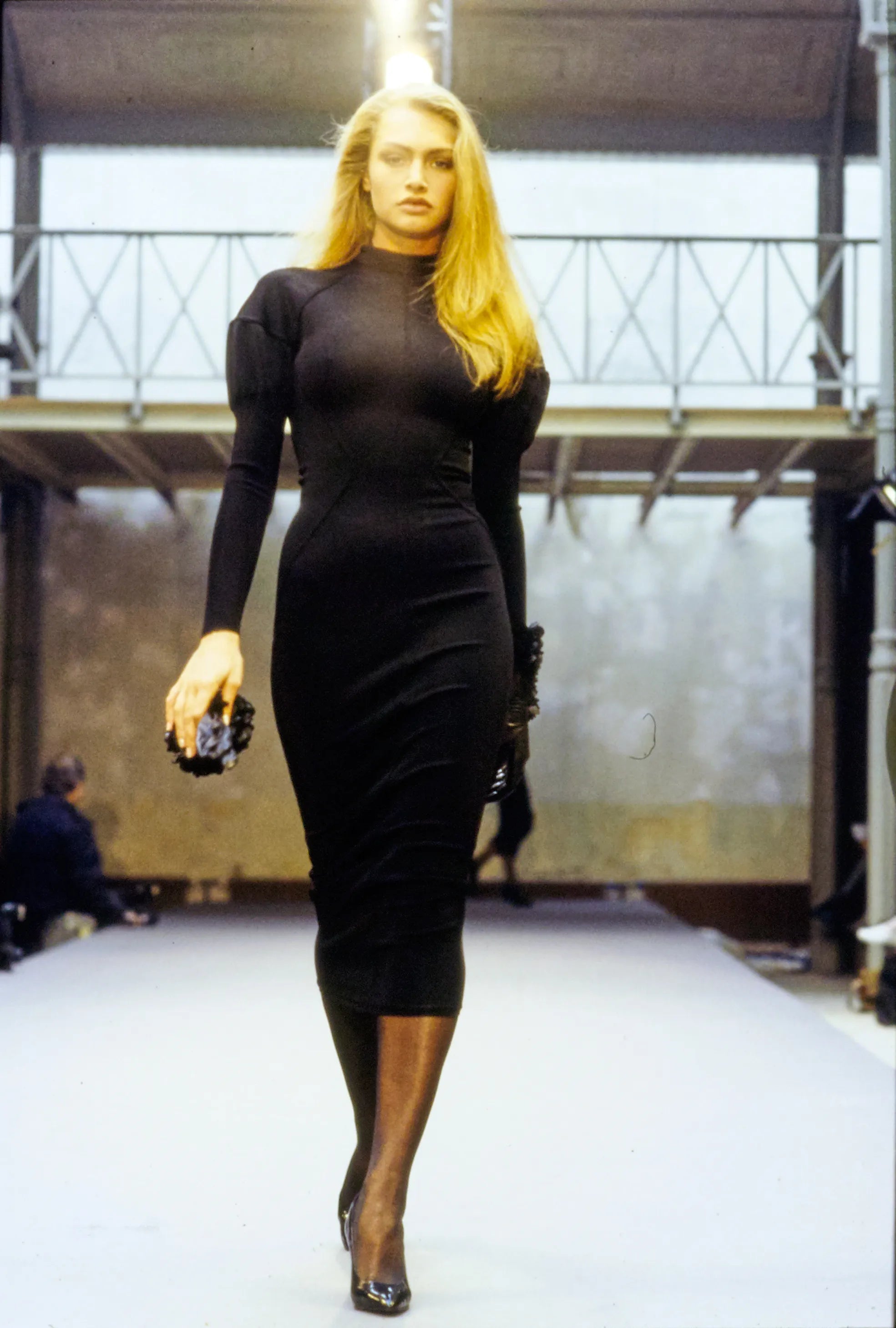1989 F/W Structural Knit Dress by Alaïa on model on runway from low angle @recessla