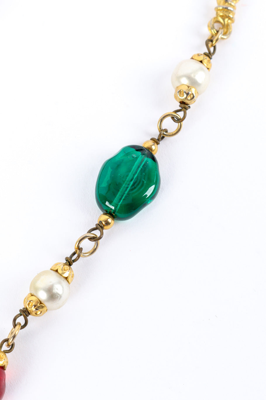 Vintage Sautoir necklace by Chanel glass bead close @recessla