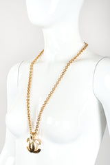 Recess Designer Consignment Vintage Jewelry Chanel Quilted Interlocking CC Logo Pendant Necklace Los Angeles Resale