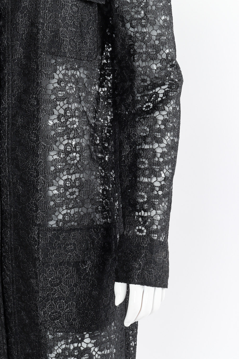 Dolce & Gabbana lace pattern coat fabric details @recessla