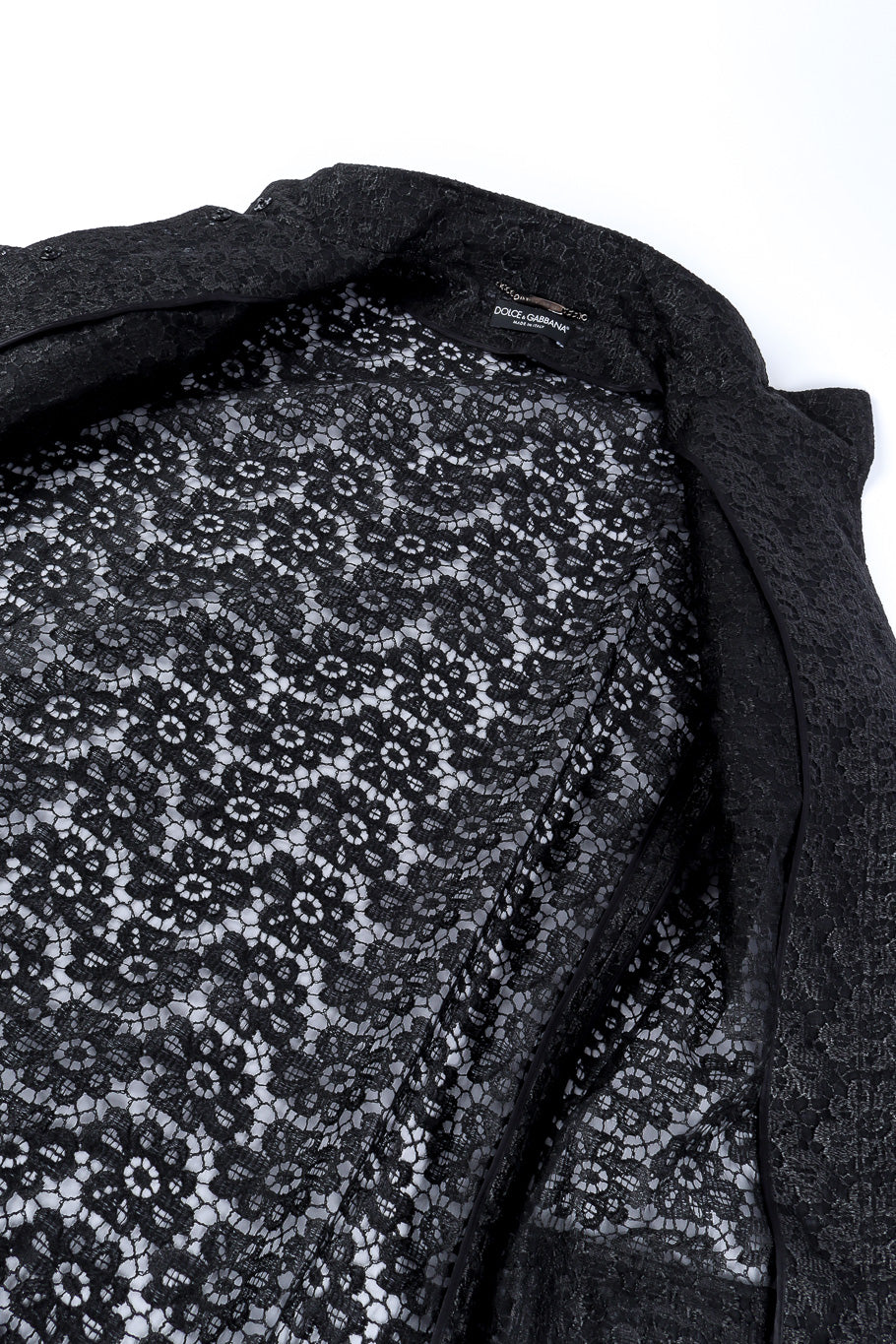 Dolce & Gabbana lace pattern coat fabric detail @recessla