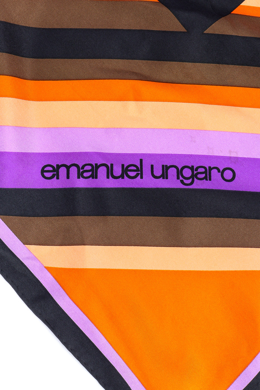 Color Block print scarf by Emanuel Ungaro signature close-up @recessla