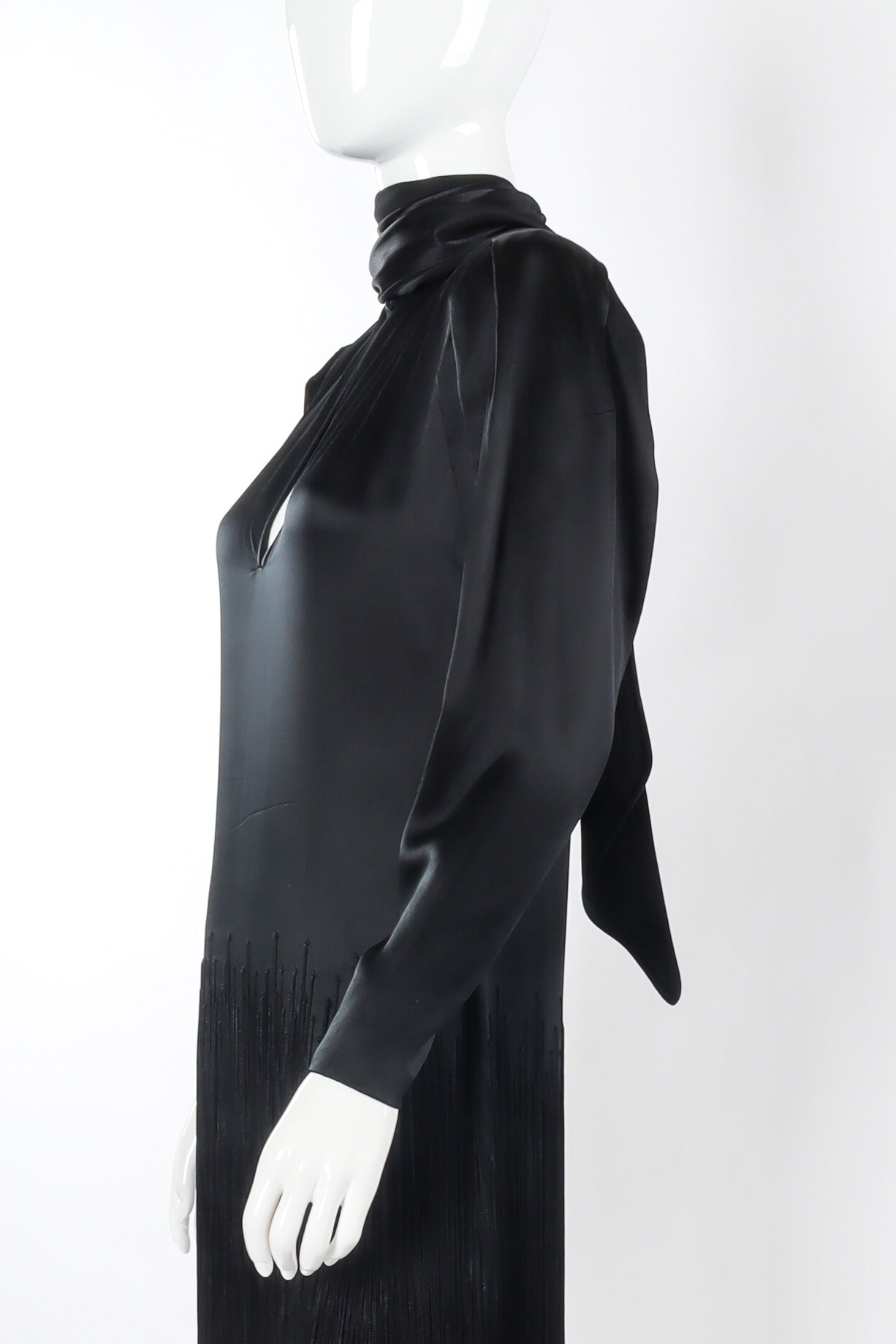 Fringe silk shift dress by Galanos Close-up Sleeve view @recessla