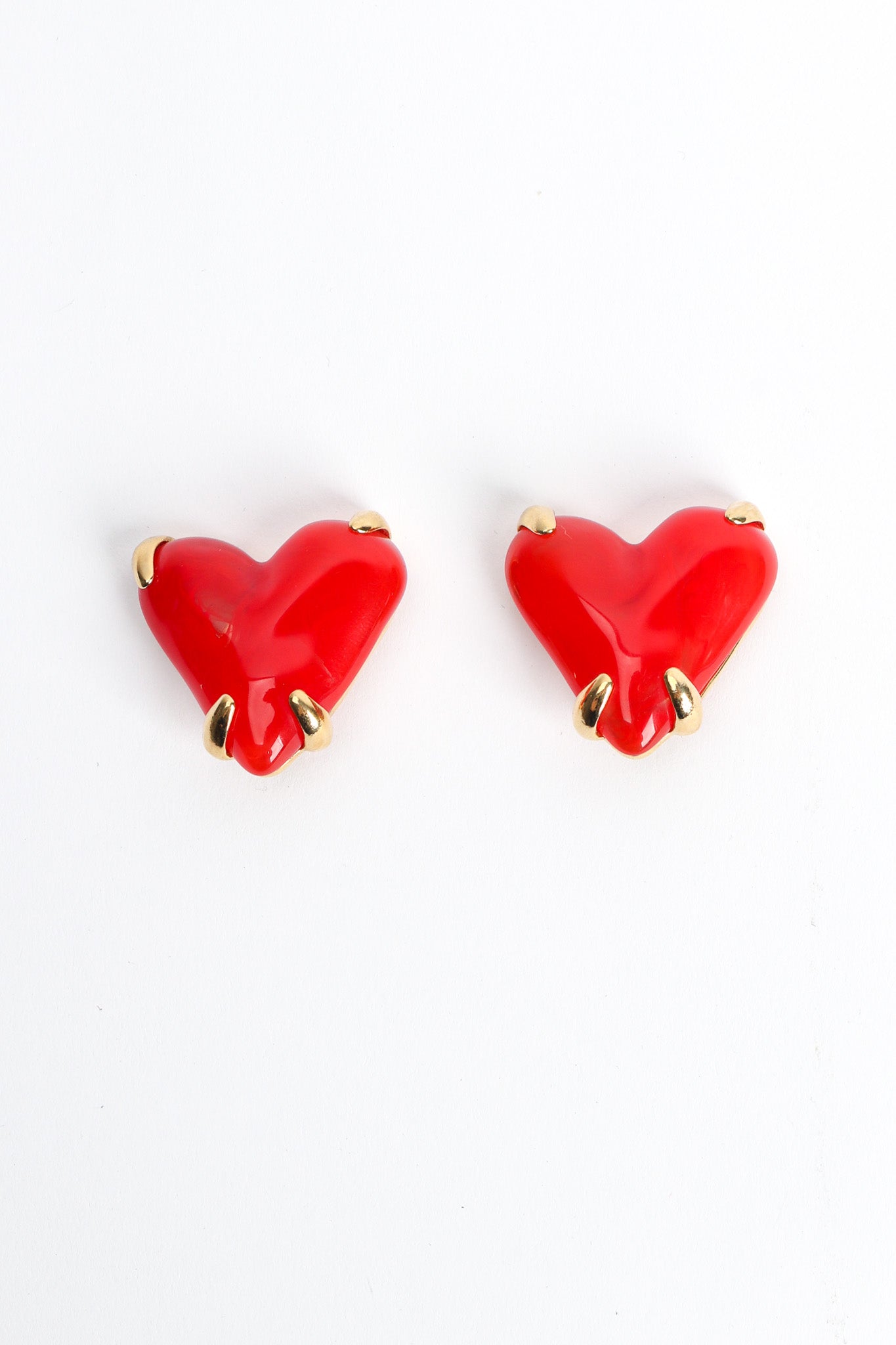 Vintage Givenchy Marble Resin Heart Earrings II front flat @ Recess LA