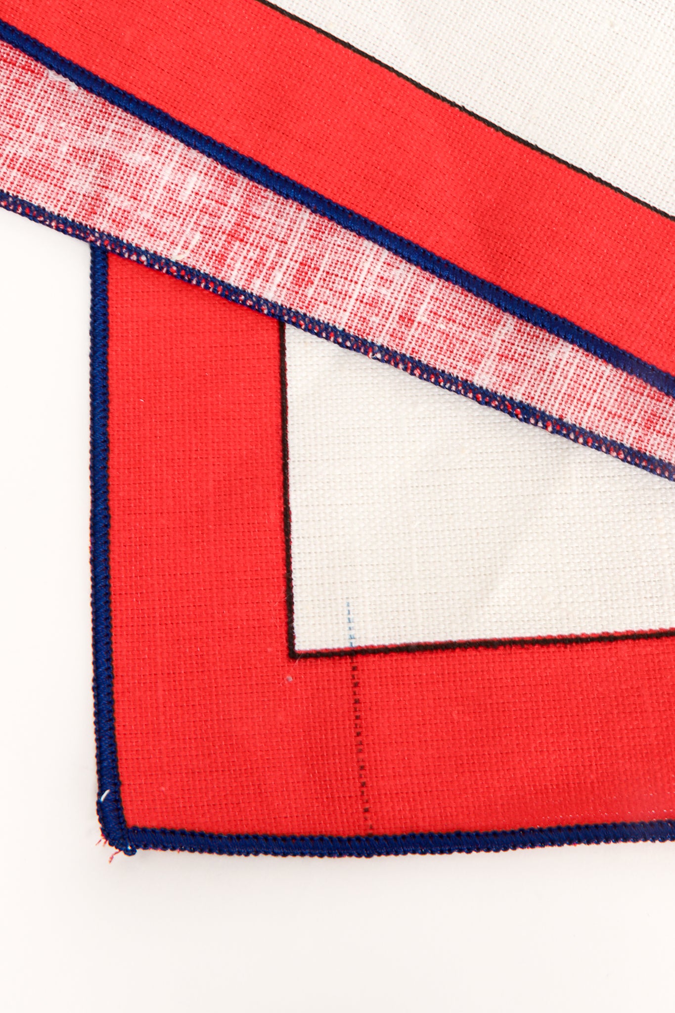 Vintage Gucci Linen Nautical Tablecloth Placemat Napkin Set flaw at Recess Los Angeles