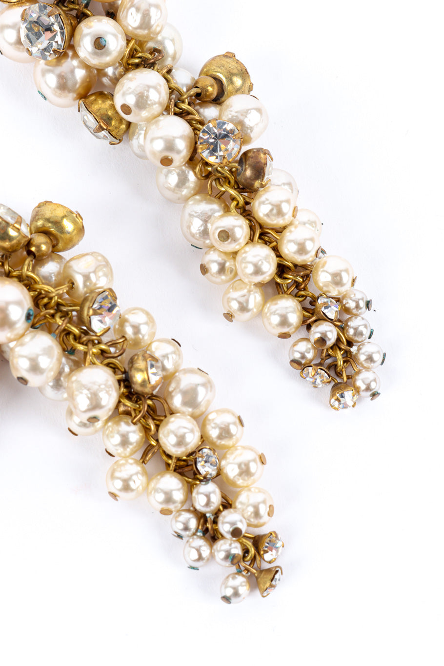 Miriam Haskell drop earrings pearl detail @recessla