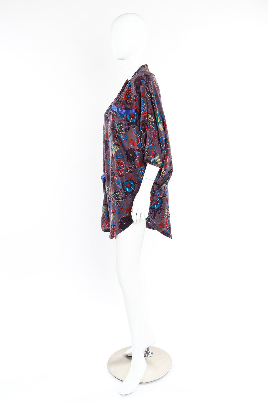 Silk poncho blouse by Istante mannequin side full @recessla