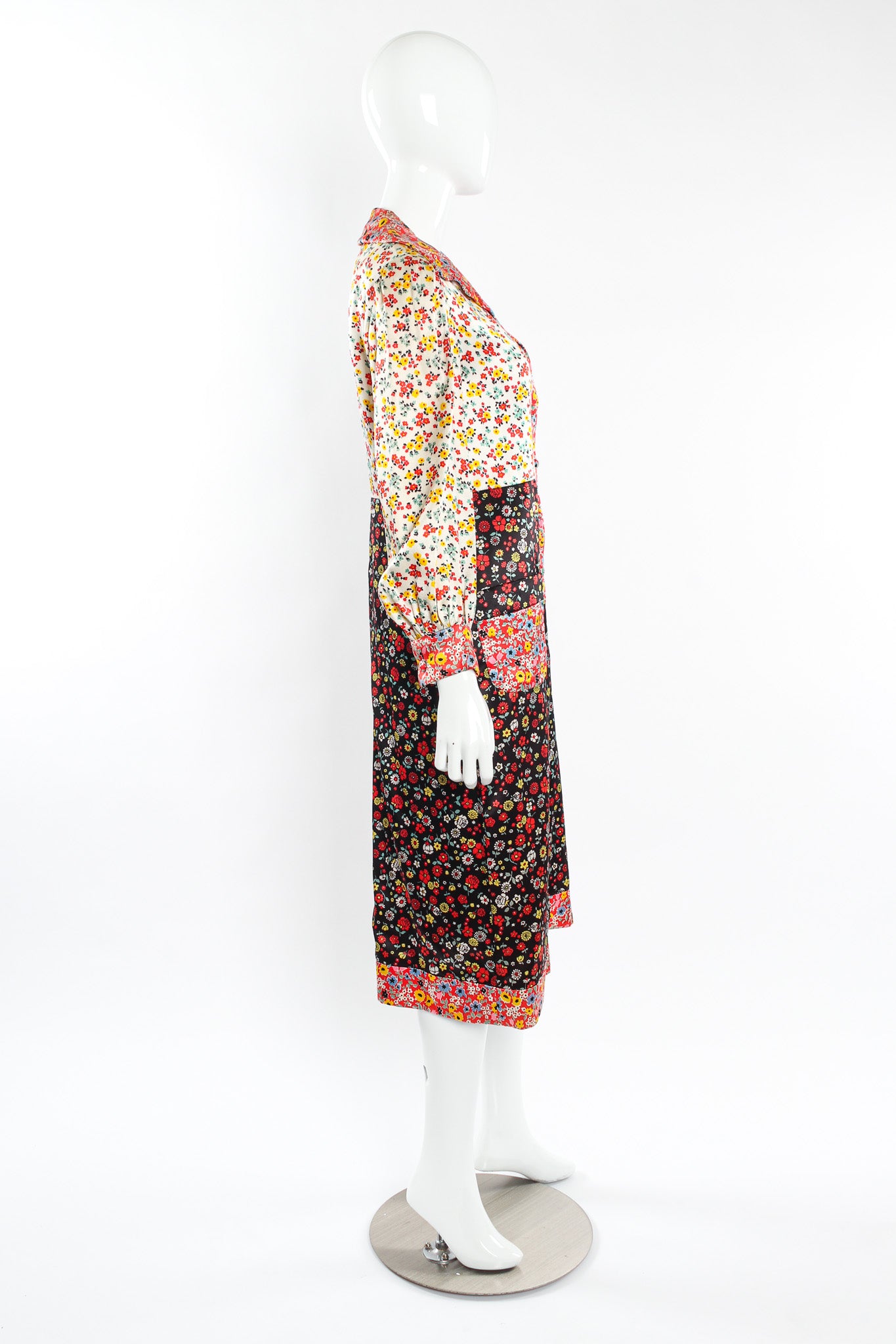 Vintage Joan Leslie by Kasper Floral Duster & Pant Set mannequin side top @ Recess LA