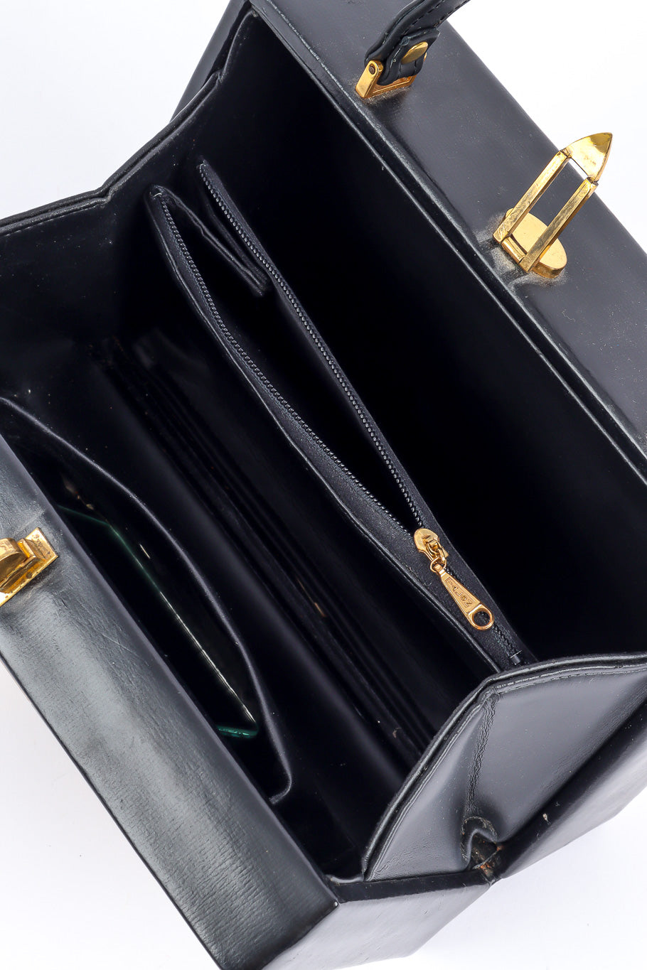 Murray Kruger european crest box bag inside detail product shot @recessla