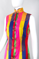 Vintage No Label Multicolor Rainbow Striped Mandarin Collar Frog Closures Embossed Asian Print
