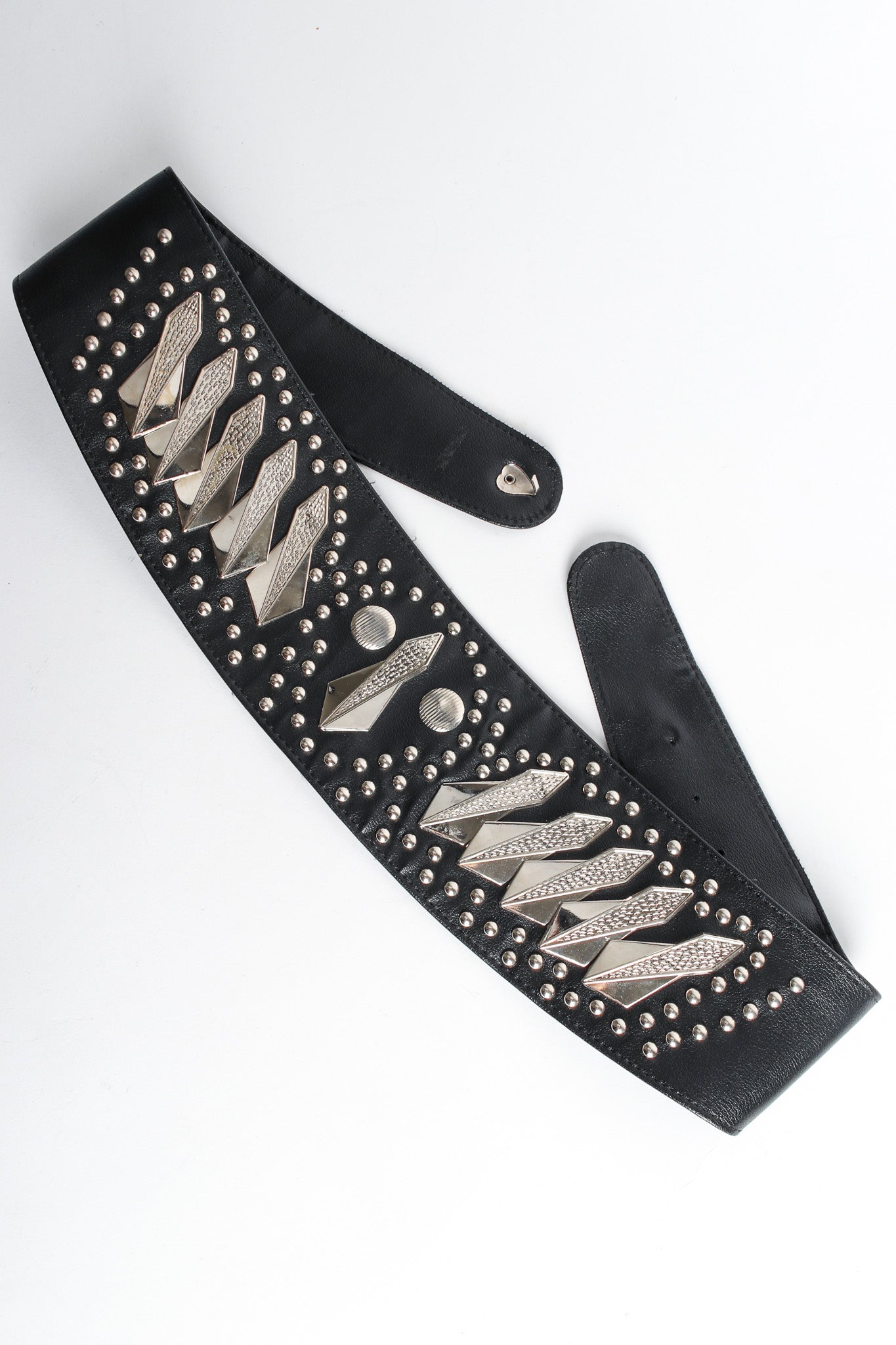 leather waist belt with heavy silver hardware flat @recessla
