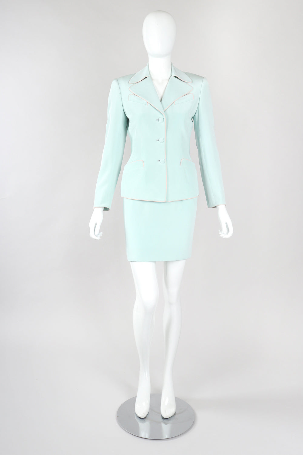 Recess Designer Consignment Vintage Richard Tyler Contrast Piped Silk Pajama Mint Jacket & Skirt Set Los Angeles Resale Recycled