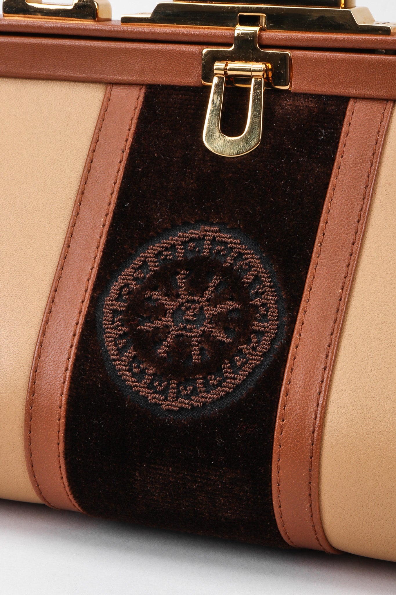 Recess Los Angeles Vintage Roberta Di Camerino Signature Leather & Velvet Mini Bagonghi Bag