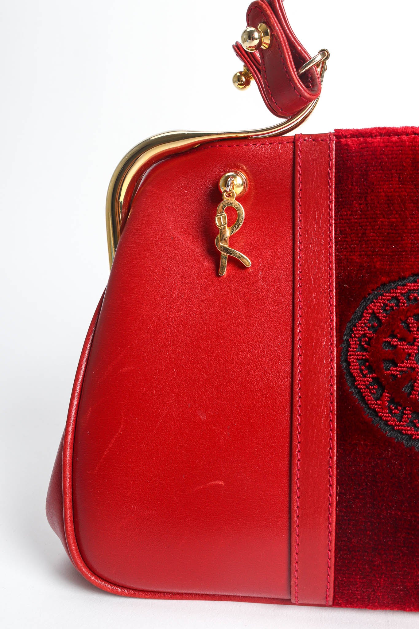 Vintage Roberta Di Camerino Mini Caravel Leather Frame Bag R charm @ Recess Los Angeles
