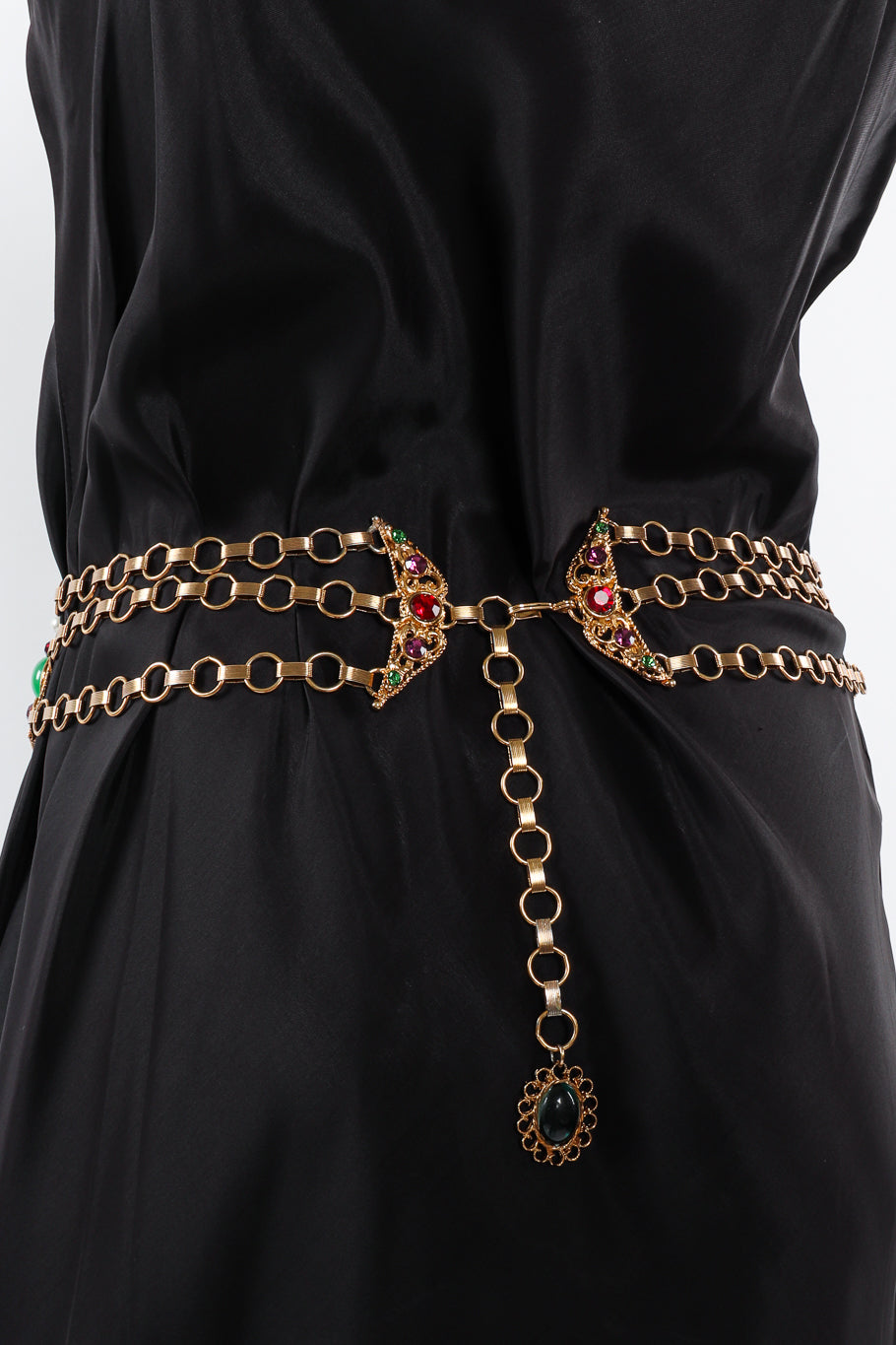 Vintage Filigree Medallion Chain Belt backside on mannequin @Recessla