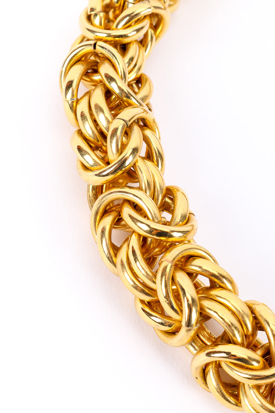 Vintage Chunky Byzantine Link Choker Necklace link closeup @Recessla