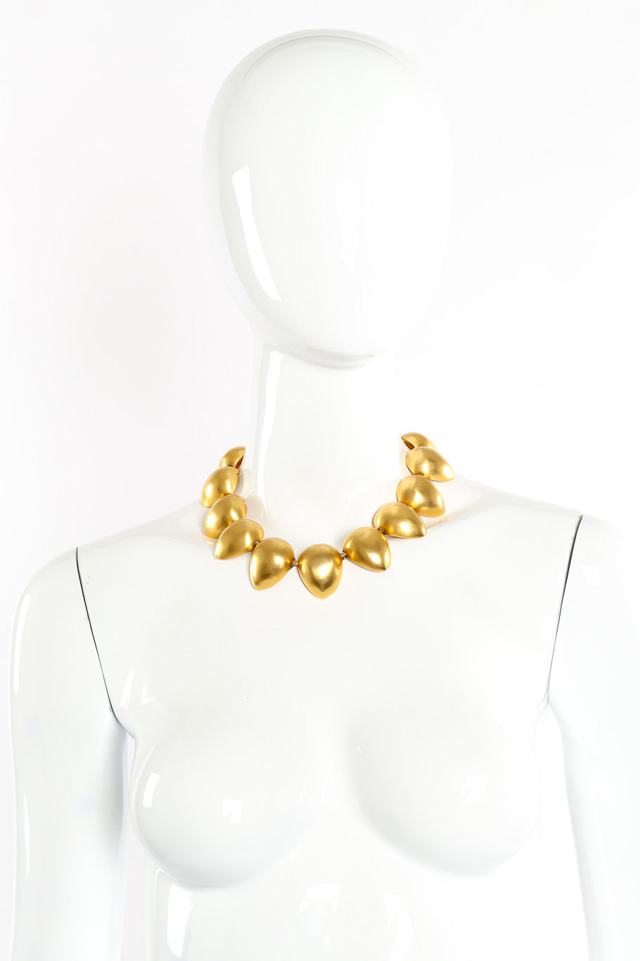Vintage Clara Studio NYC Minimalist Petal Collar Necklace on mannequin @Recessla
