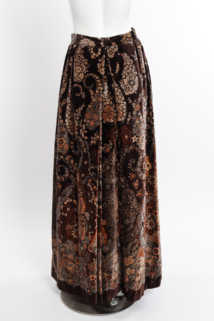 Vintage Adolfo Floral Velvet Ball Skirt back on mannequin @recessla