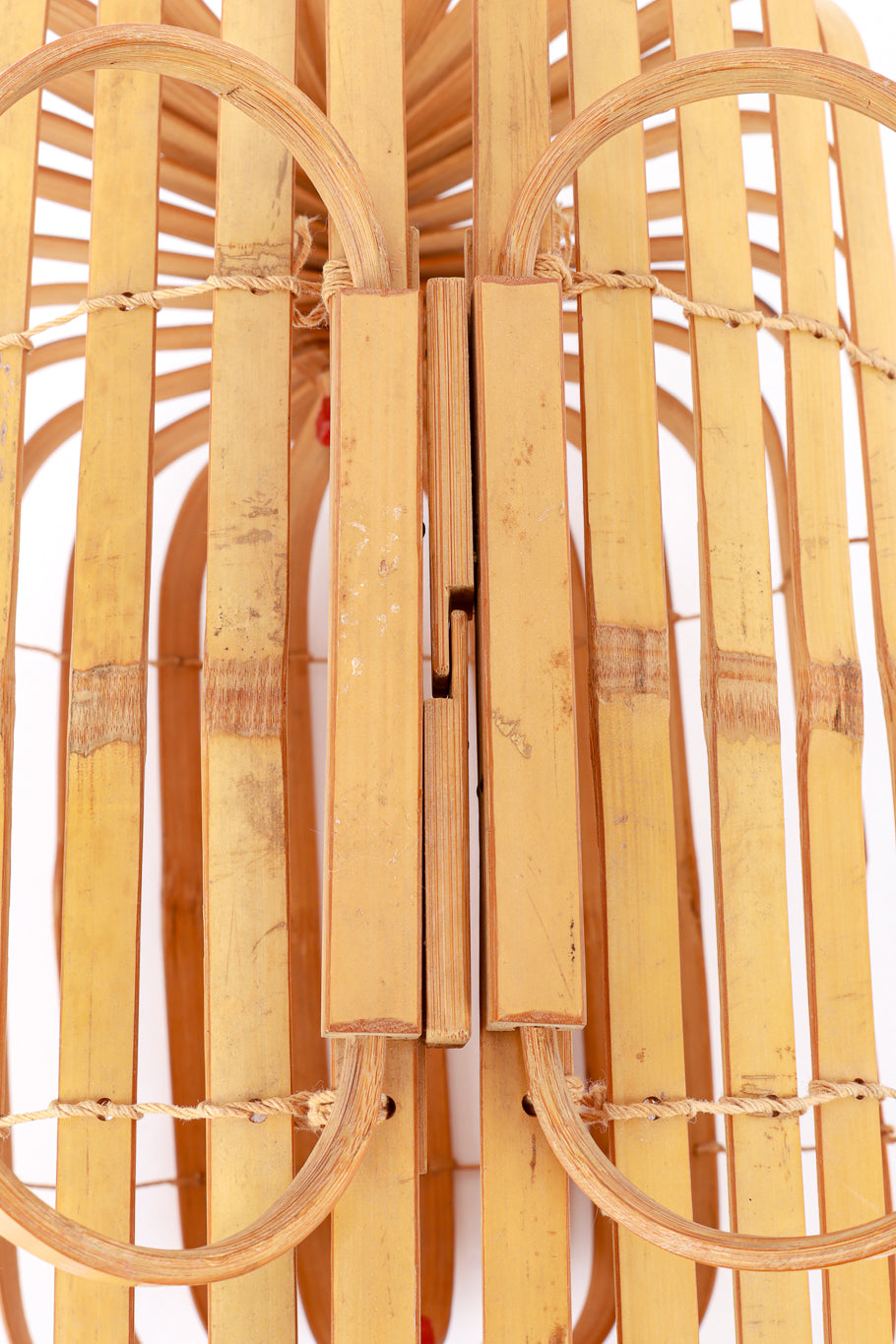 Vintage Accordion Bamboo Basket Bag II top view of latch closure @recess la
