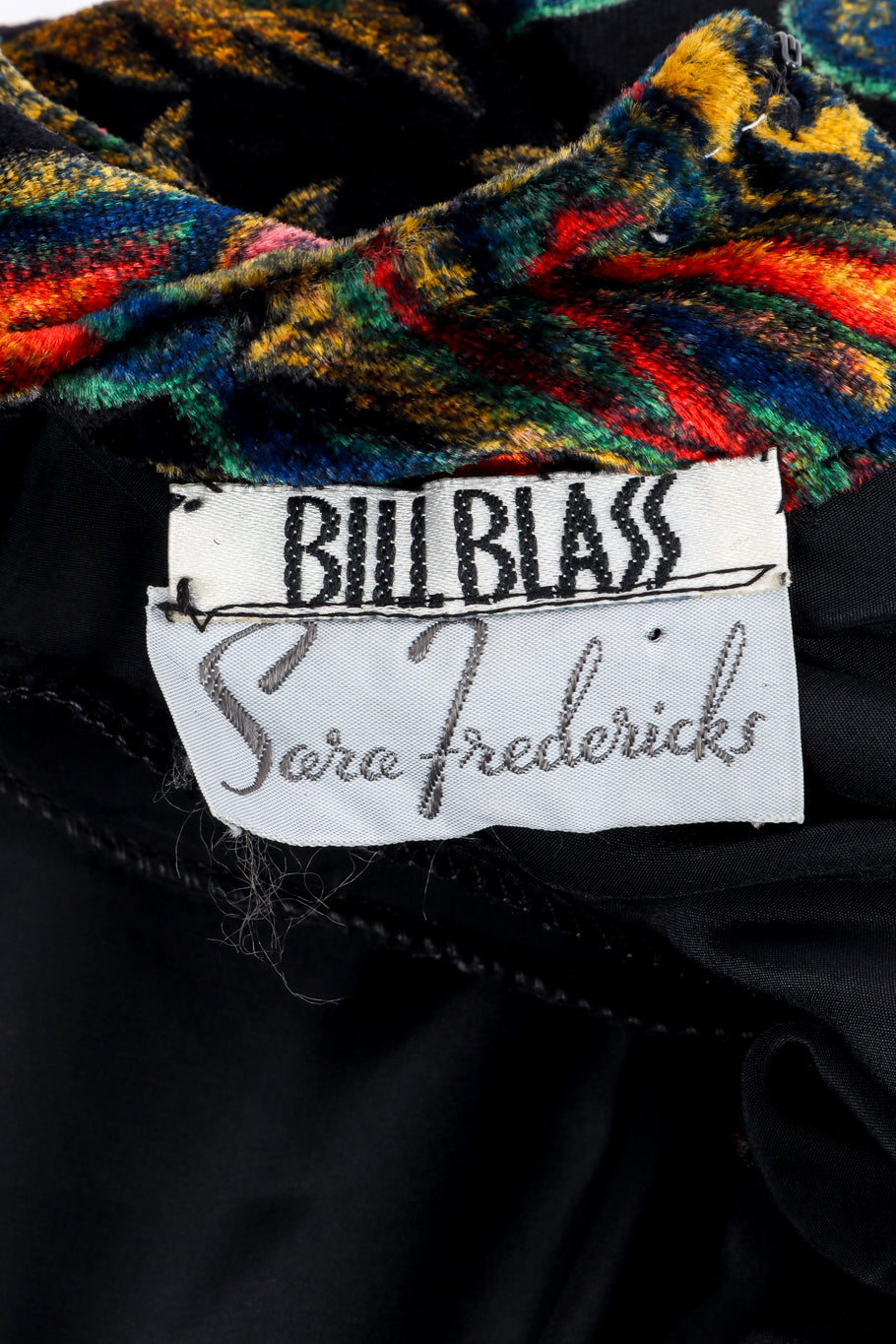 Vintage Bill Blass Paisley Silk Velvet Shawl Dress signature label @recessla