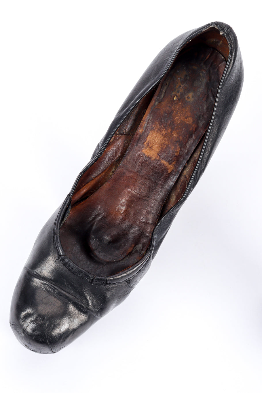 Vintage Vivienne Westwood 1993 F/W Super Elevated Leather Court Shoe left shoe top view of damaged inner sole @recessla
